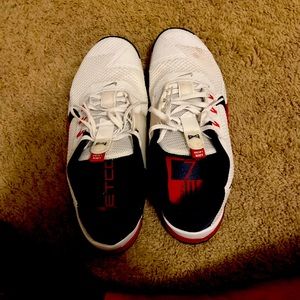 Metcon 7 custom colorway. Can be cleaned if asked. Size 11.5